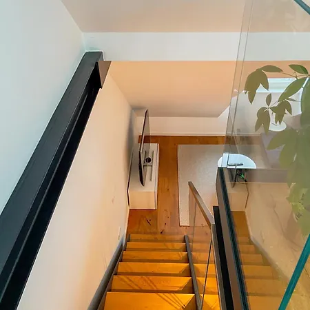 Daire Finna New In Center Of Free Parking