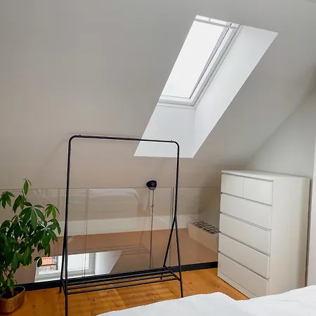 Daire Finna New In Center Of Free Parking *