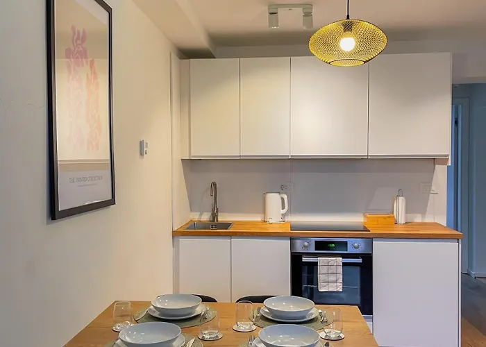 Finna New In Center Of Free Parking Lubiana