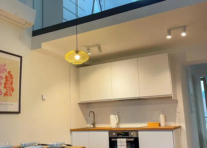 Finna New In Center Of Free Parking Appartamento Lubiana